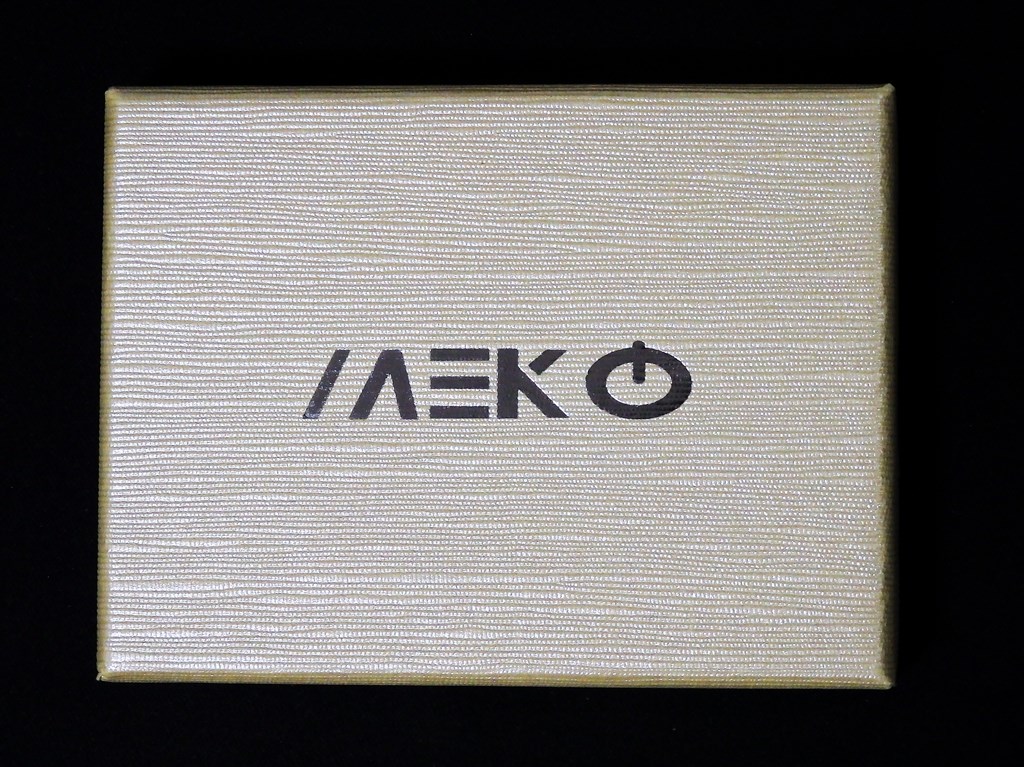 MEKOの外箱